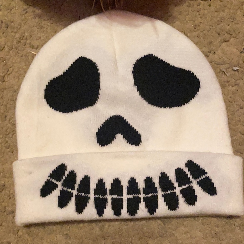 skull beanie
